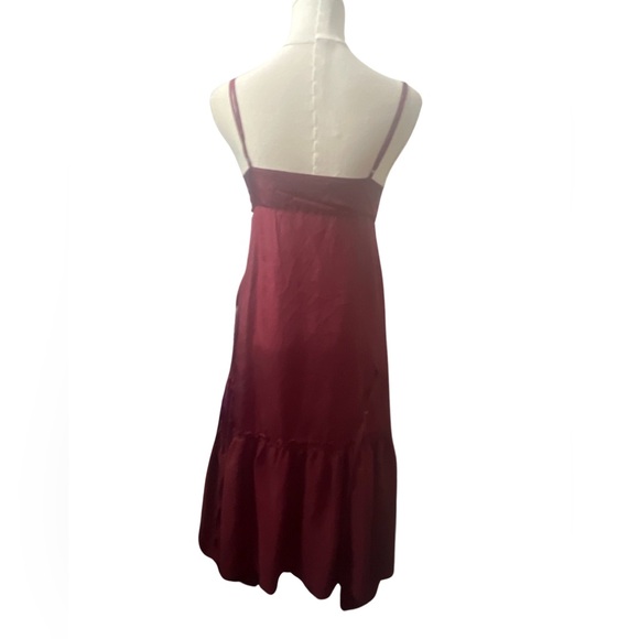 BCBGMAXAZRIA 100% Silk drop waist dress - Picture 3 of 3